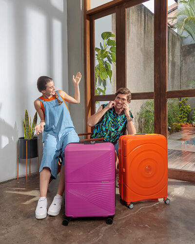 AIRCONIC Large  lifestyle | American Tourister